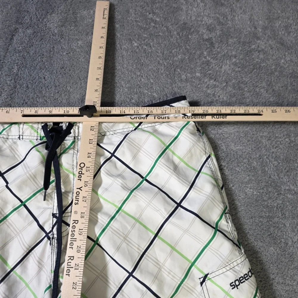 Speedo Mens XL Board Shorts White Green‎ Navy Plaid Cargo Pocket Mesh Lined Swim